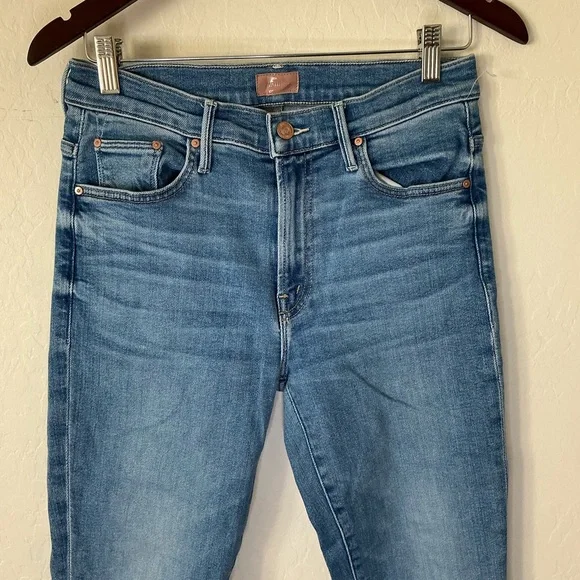 MOTHER The‎ Insider Step Fray Crop Jeans Out of the Blue Size 26 Women’s - Picture 3 of 10